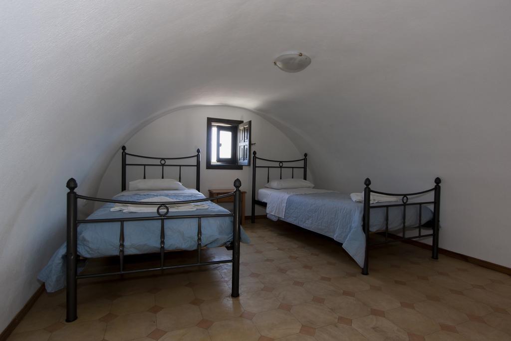 Dagris Villa Studios Kamári Quarto foto